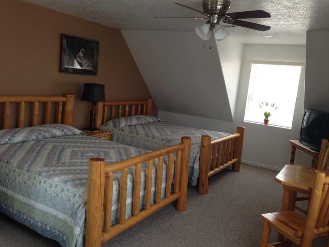 تروبيك Bullberry Inn Bed & Breakfast المظهر الخارجي الصورة